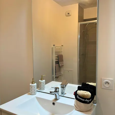 Apartment Peri - Lit Kingsize - Terrasse Vue Tour Eiffel #sirdest